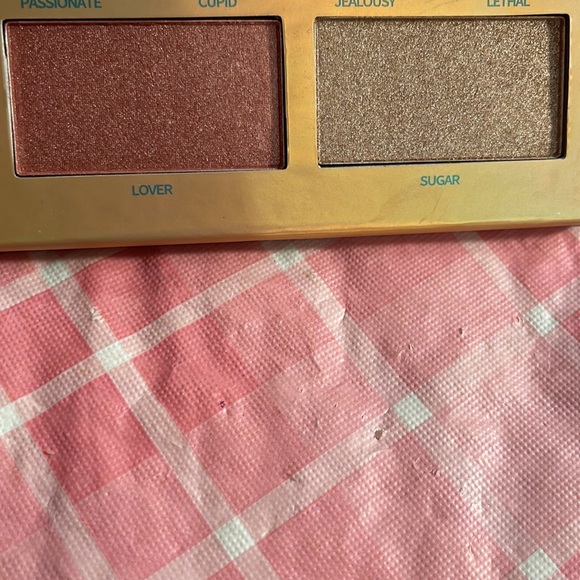 🎈SALE🎈🎀#36.MAKEUP BUNDLE🎀 - Picture 7 of 17